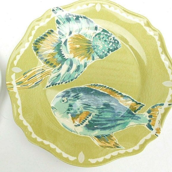 2 Melamine Scalloped Fish Salad Plates EUC - Picture 4 of 6
